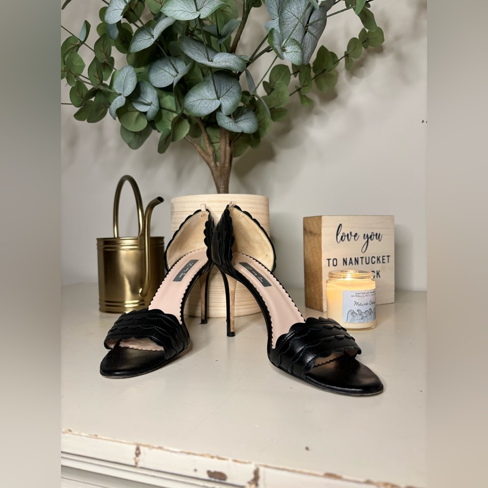 SJP Black Leather Sandals